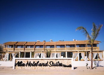 Alia Luxury Suites And Spa