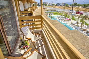 Alia Luxury Suites And Spa