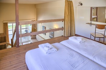 Alia Luxury Suites And Spa