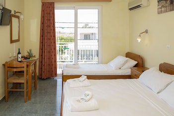 Alia Luxury Suites And Spa