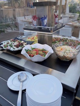 Alia Luxury Suites And Spa
