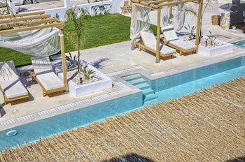 Alia Luxury Suites And Spa