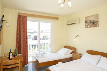 Alia Luxury Suites And Spa