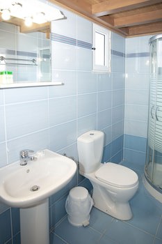 Alia Luxury Suites And Spa