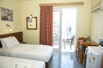 Alia Luxury Suites And Spa