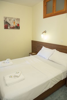 Alia Luxury Suites And Spa