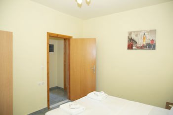 Alia Luxury Suites And Spa