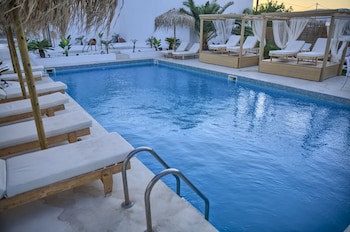Alia Luxury Suites And Spa