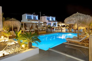 Alia Luxury Suites And Spa