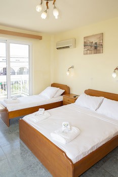 Alia Luxury Suites And Spa