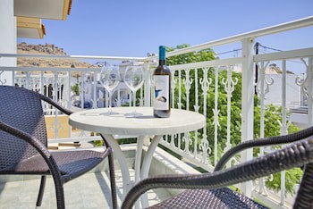 Alia Luxury Suites And Spa