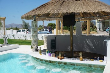 Alia Luxury Suites And Spa