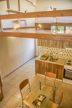 Alia Luxury Suites And Spa
