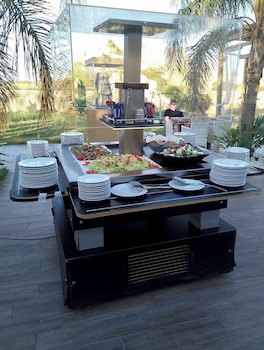 Alia Luxury Suites And Spa