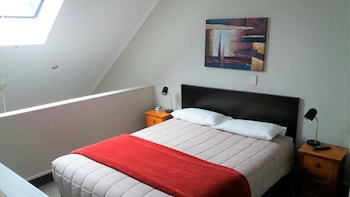 Bay Palm Motel