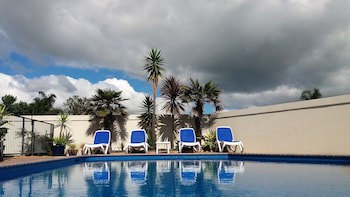 Bay Palm Motel