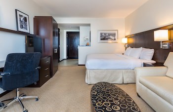 Courtyard By Marriott Panama Metromall