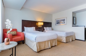 Courtyard By Marriott Panama Metromall