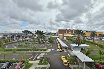 Courtyard By Marriott Panama Metromall