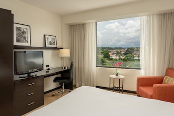 Courtyard By Marriott Panama Metromall