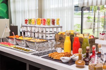 Courtyard By Marriott Panama Metromall