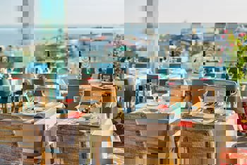 Tria Hotel - Special Class