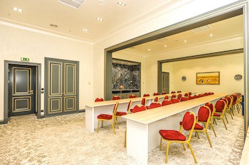 City Palace Hotel