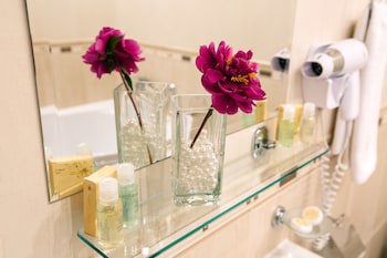 Edem Hotel Lviv