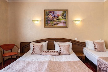 Edem Hotel Lviv