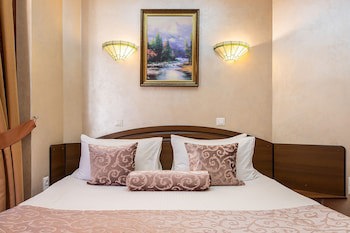 Edem Hotel Lviv