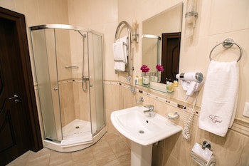 Edem Hotel Lviv