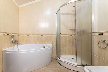 Edem Hotel Lviv