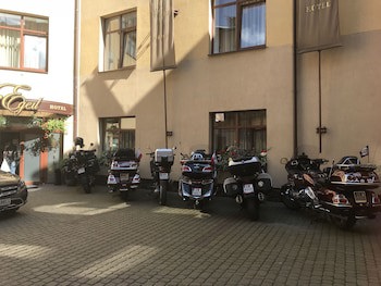 Edem Hotel Lviv