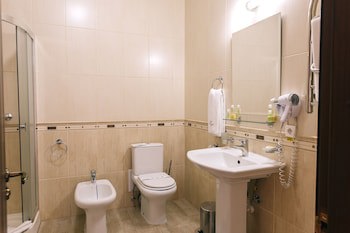 Edem Hotel Lviv