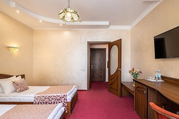 Edem Hotel Lviv
