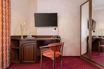 Edem Hotel Lviv