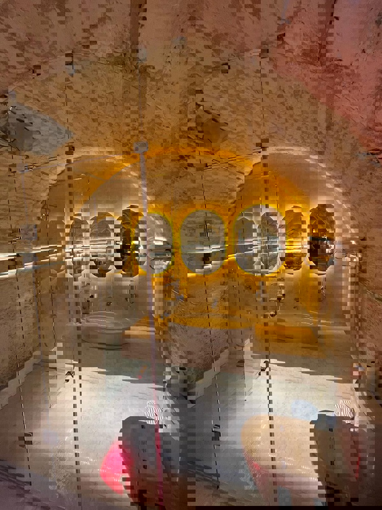 Zeynep Hanim Konagi - Special Class