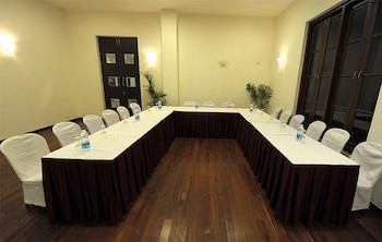 Amritara Ambatty Greens Resort