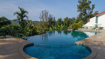 Amritara Ambatty Greens Resort