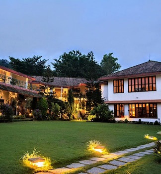 Amritara Ambatty Greens Resort
