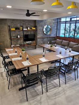 Fahrenheit Suites Kuala Lumpur