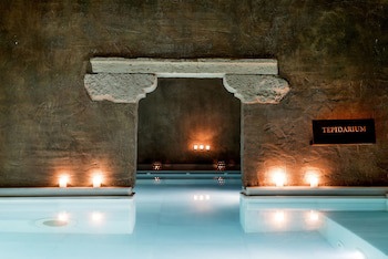 Aire Hotel & Ancient Baths
