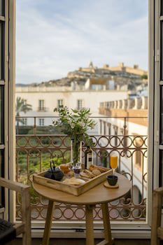 Aire Hotel & Ancient Baths