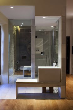 Aire Hotel & Ancient Baths