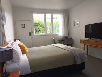 George Street Motel Apartments