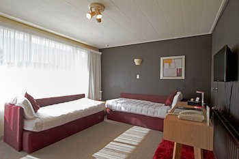 George Street Motel Apartments