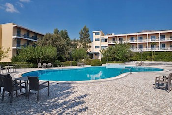Acharnis Kavallari Hotel Suites