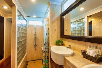 Sutera Sanctuary Lodges At Poring Hot Springs