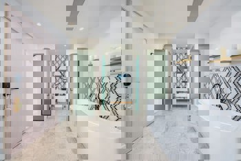 Yacht Classic Hotel - Boutique Class