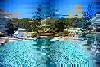 Yacht Classic Hotel - Boutique Class